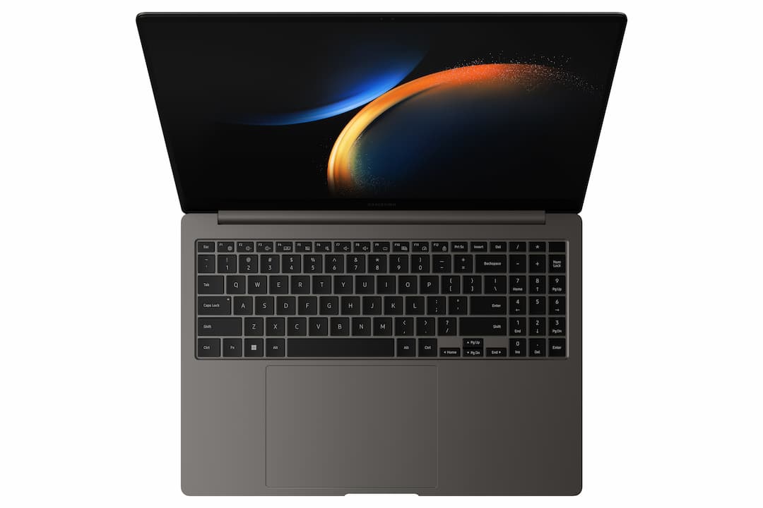 Ноутбук Samsung Galaxy Book3 Ultra 16″/Core i7/32/SSD 1024/4050 для ноутбуков/Windows 11 Pro 64-bit/графитовый— фото №2